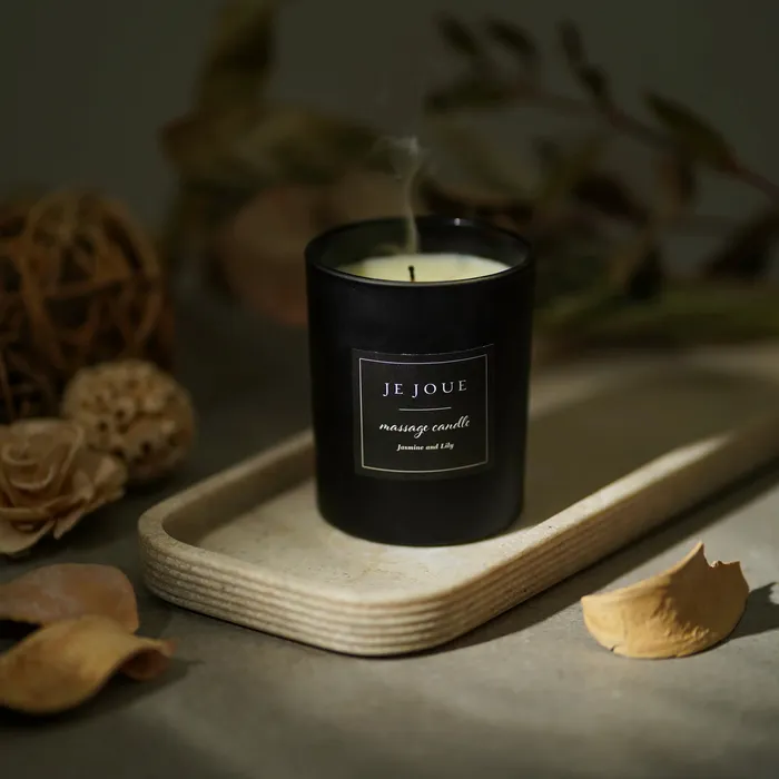 Je Joue Luxury Massage Candle Jasmine Lily Couples Je Joue Luxury Massage Candle Jasmine Lily Couples