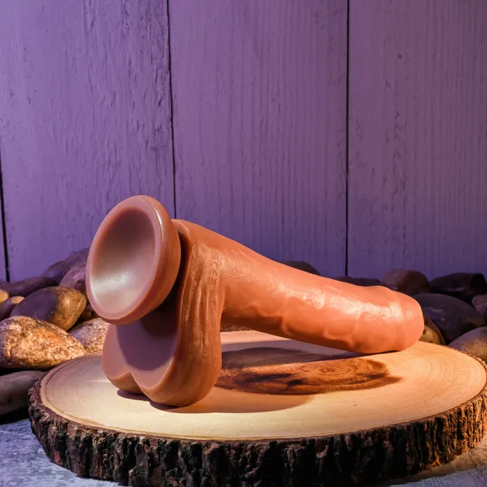 Evolved Novelties Peek A Boo Uncut Vibrating 8 Silicone Caramel Dildo Female Sex Toys
