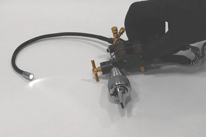 Precision Dildos LED Serpent Light for Tattoo Machines Light to Help While Tattooing